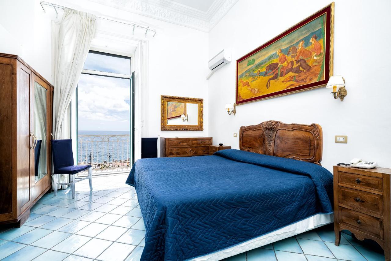 Hotel Fontana 3*