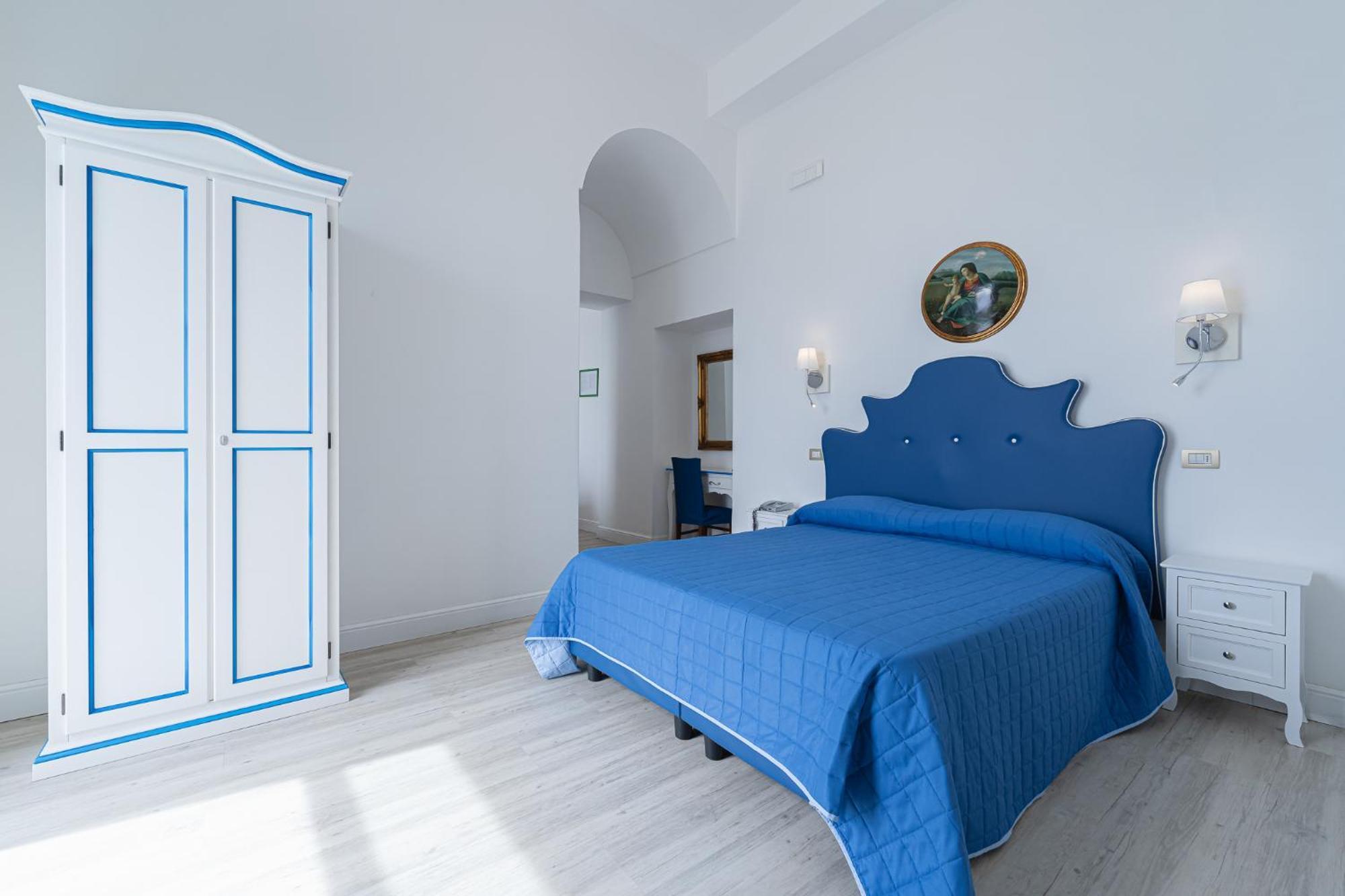 Fontana Hotel 3*